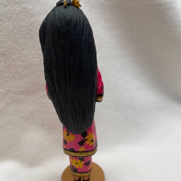 Barbie Dolls of the World Ornament Collection - Picture 7 of 11